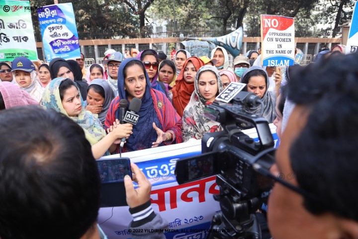 মিথ্যা ফতোয়া দিয়ে নারীদের অধিকার হরণ করা হয়েছে